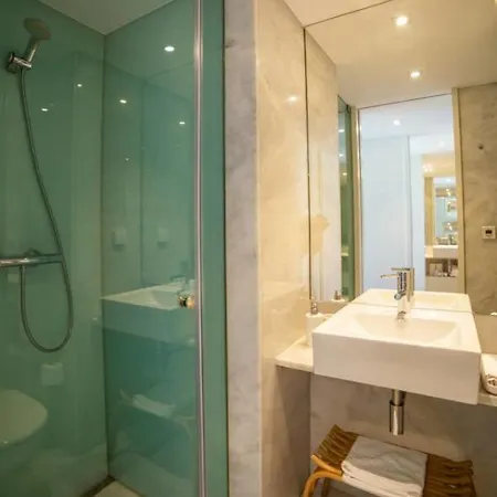 Appartement Modern 2 Bedroom Boavista W Garage By Guestready