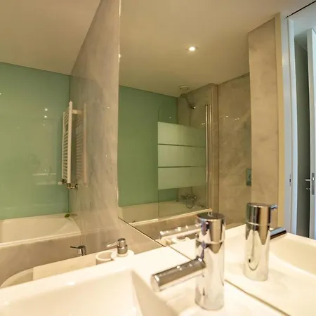Appartement Modern 2 Bedroom Boavista W Garage By Guestready *