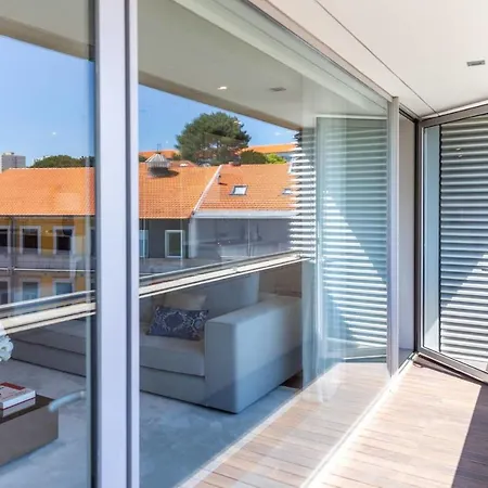 Modern 2 Bedroom Boavista W Garage By Guestready Porto
