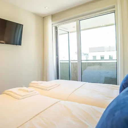 Appartement Modern 2 Bedroom Boavista W Garage By Guestready